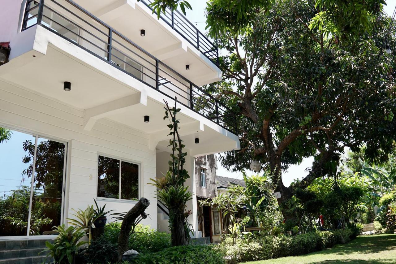 Location One Eighty Bed & Breakfast Bangcusay Exterior foto