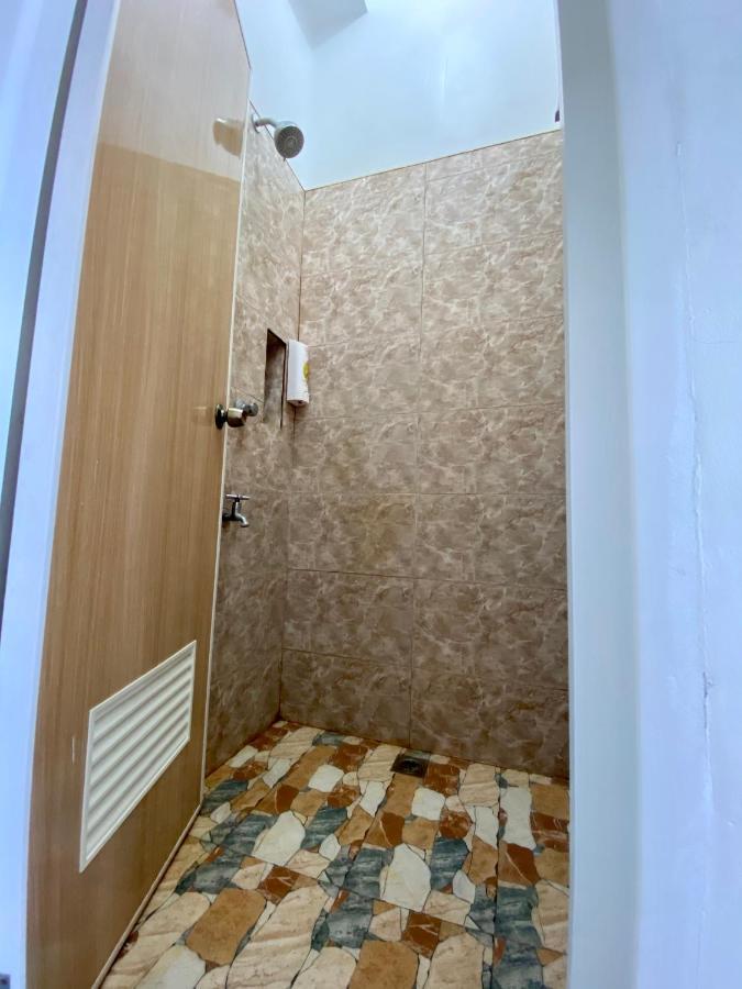 Location One Eighty Bed & Breakfast Bangcusay Exterior foto
