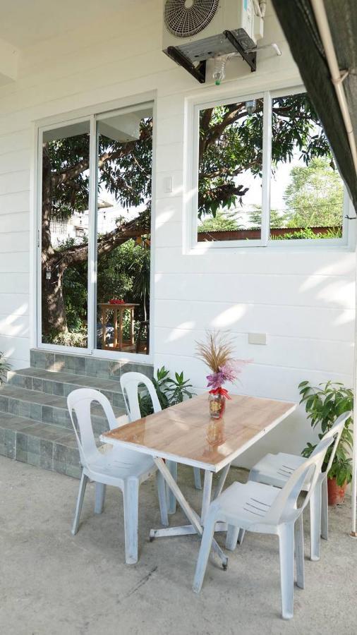 Location One Eighty Bed & Breakfast Bangcusay Exterior foto