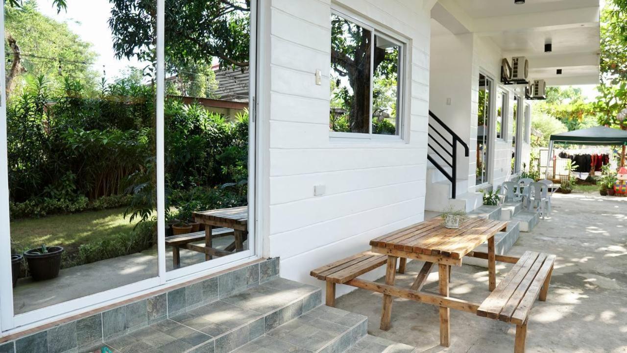 Location One Eighty Bed & Breakfast Bangcusay Exterior foto